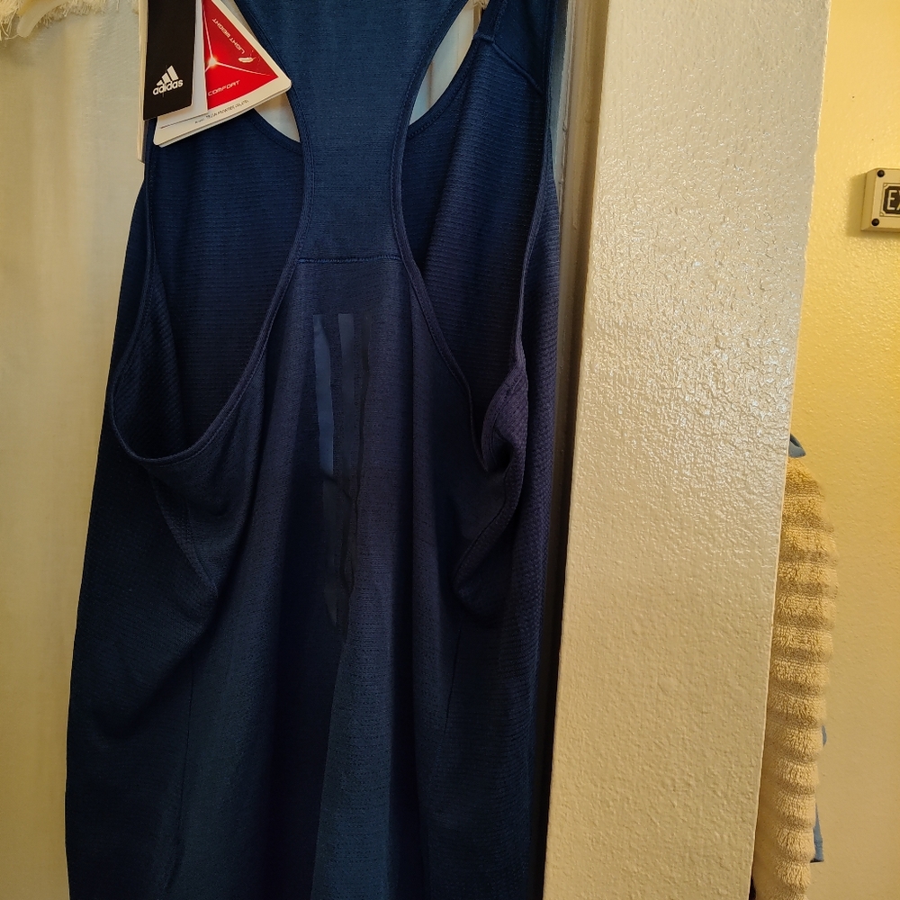 Adidas Racer back XL top - Picture 2 of 2